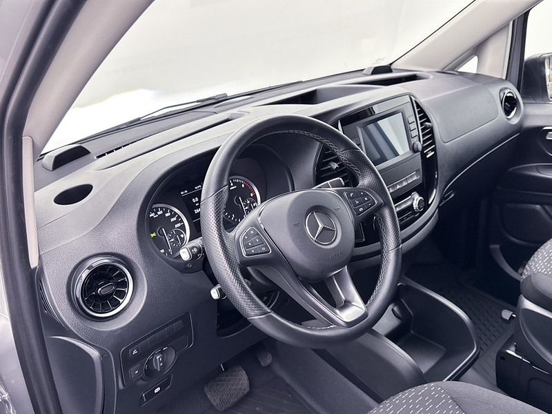 Mercedes-Benz Vito 114 CDI Extra Lang DC 19" inch AMG Dubbele Cabine XL LED Trekhaak Apple Carplay/Android Auto Achteruitrijcamera Cruise Control - Kleine bestelwagen, Bestelwagen met dubbele cabine: afbeelding 5 Mercedes-Benz Vito 114 CDI Extra Lang DC 19" inch AMG Dubbele Cabine XL LED Trekhaak Apple Carplay/Android Auto Achteruitrijcamera Cruise Control - Kleine bestelwagen, Bestelwagen met dubbele cabine: afbeelding 5