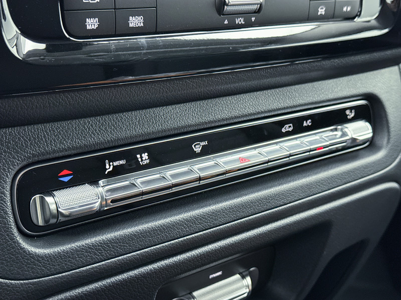 Kleine bestelwagen Mercedes-Benz Vito 116 CDI L2 Multibeam LED Grafietgrijs Navigatie Trekhaak Achteruitrijcamera Cruise Control: afbeelding 15 Kleine bestelwagen Mercedes-Benz Vito 116 CDI L2 Multibeam LED Grafietgrijs Navigatie Trekhaak Achteruitrijcamera Cruise Control: afbeelding 15