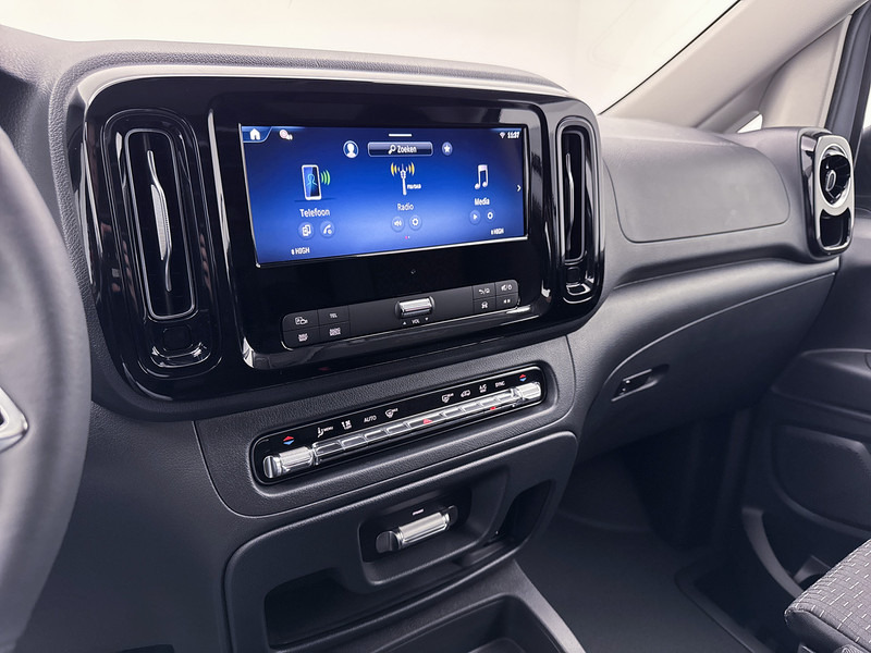 Mercedes-Benz Vito 119 CDI L3 19" inch AMG Dubbele Schuifdeur Multibeam LED Trekhaak Achteruitrijcamera Betimmering - Kleine bestelwagen: afbeelding 5 Mercedes-Benz Vito 119 CDI L3 19" inch AMG Dubbele Schuifdeur Multibeam LED Trekhaak Achteruitrijcamera Betimmering - Kleine bestelwagen: afbeelding 5