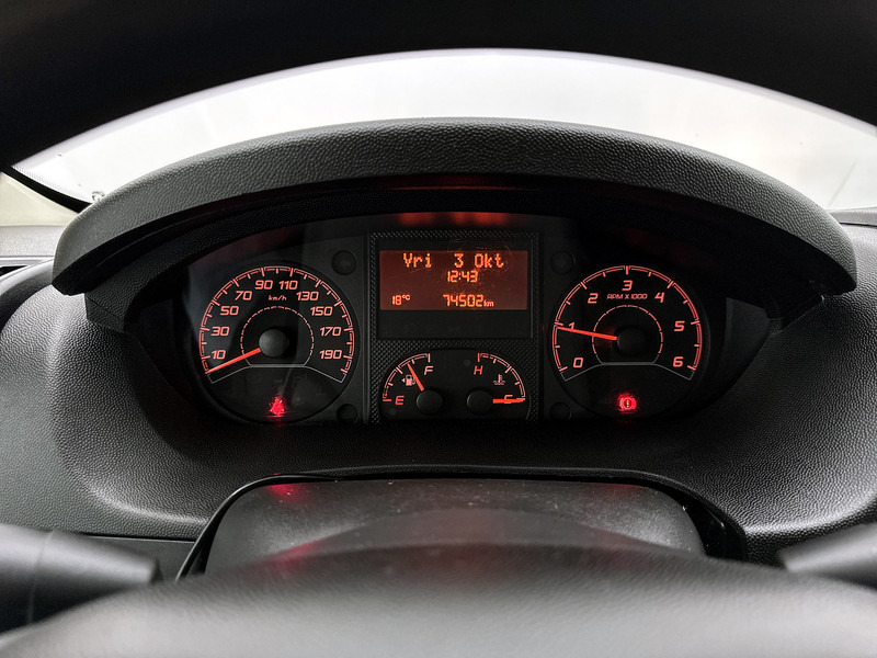 Opel Movano 2.2D 140 L4H3 Edition Trekhaak 3t Imperiaal Cruise Control Airco - Gesloten bestelwagen: afbeelding 5 Opel Movano 2.2D 140 L4H3 Edition Trekhaak 3t Imperiaal Cruise Control Airco - Gesloten bestelwagen: afbeelding 5