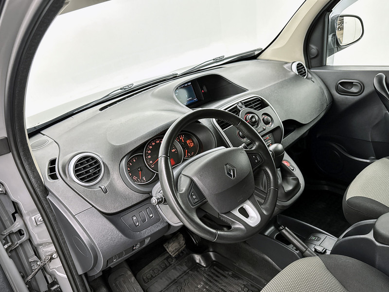Renault Kangoo 1.5 dCi 90 Energy Comfort Maxi Automaat Trekhaak Achteruitrijcamera Betimmering Verlengd L2 Euro 6 - Kleine bestelwagen: afbeelding 4 Renault Kangoo 1.5 dCi 90 Energy Comfort Maxi Automaat Trekhaak Achteruitrijcamera Betimmering Verlengd L2 Euro 6 - Kleine bestelwagen: afbeelding 4