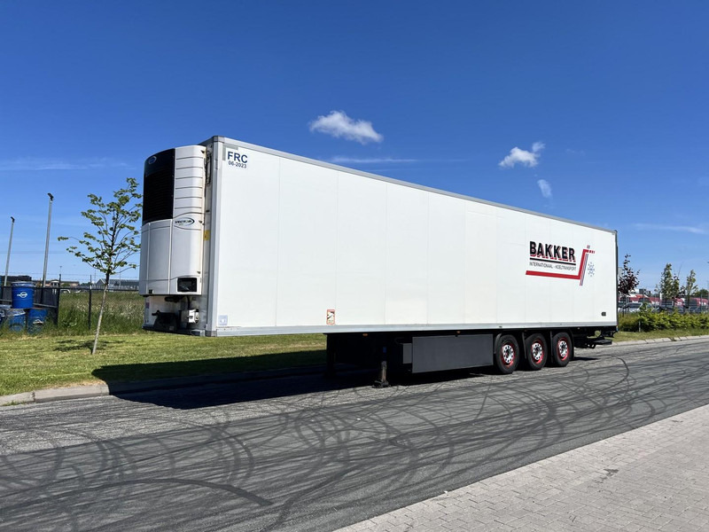 Kögel 3 - assige koeloplegger Carrier vector 1550 - Koelwagen oplegger: afbeelding 1 Kögel 3 - assige koeloplegger Carrier vector 1550 - Koelwagen oplegger: afbeelding 1