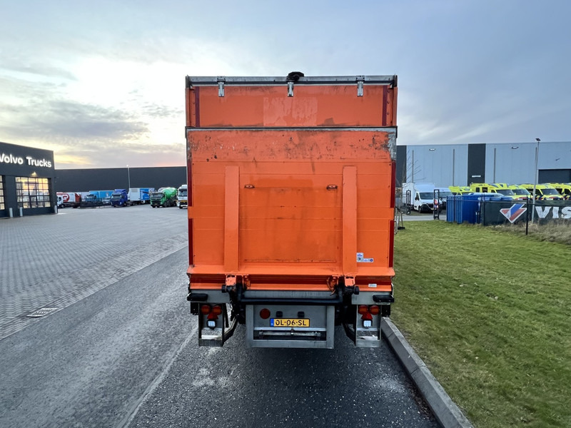Krone 2- Assige Koeltrailer Carrier / laadklep / stuuras tridec - Koelwagen oplegger: afbeelding 4 Krone 2- Assige Koeltrailer Carrier / laadklep / stuuras tridec - Koelwagen oplegger: afbeelding 4