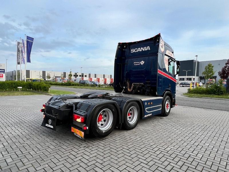 Scania R520 V8 6x2 Trekker WB 295 / Hydraulic / Full Air / Double Boogie - Trekker: afbeelding 5 Scania R520 V8 6x2 Trekker WB 295 / Hydraulic / Full Air / Double Boogie - Trekker: afbeelding 5