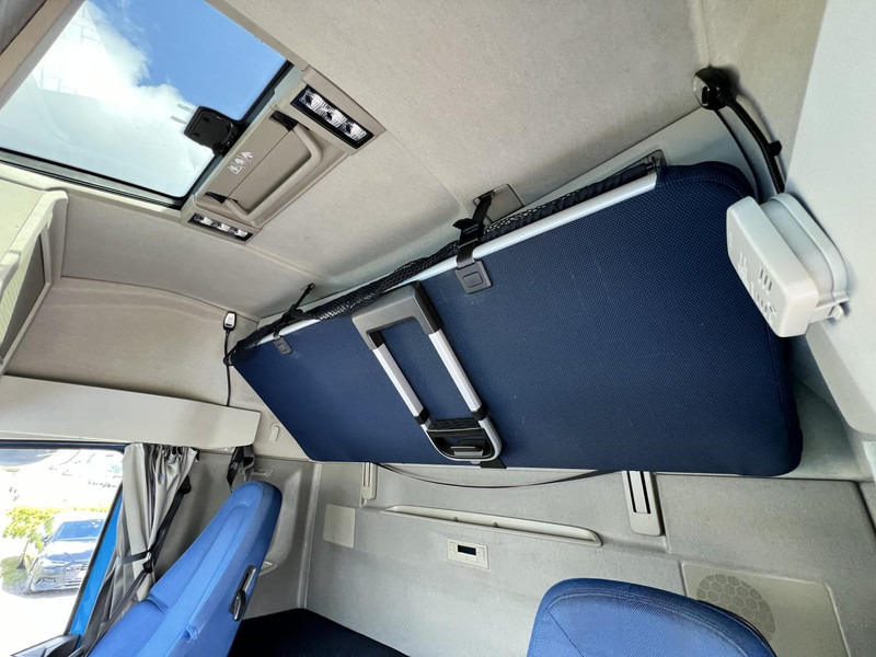 Trekker Volvo FH 460 4x2 trekker Globetrotter / 2x Fuel Tank: afbeelding 19 Trekker Volvo FH 460 4x2 trekker Globetrotter / 2x Fuel Tank: afbeelding 19