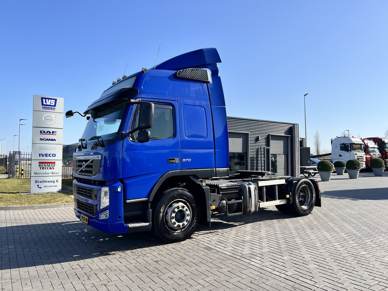 Volvo FM 370 4x2 trekker Globetrotter / Euro 5 /NEW TUV - Trekker: afbeelding 1 Volvo FM 370 4x2 trekker Globetrotter / Euro 5 /NEW TUV - Trekker: afbeelding 1