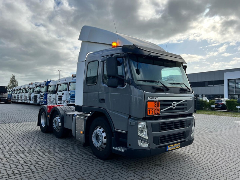 Volvo FM 410 6x2 Trekker ADR / Only 672.000km / Full Air / Euro 5 - Trekker: afbeelding 3 Volvo FM 410 6x2 Trekker ADR / Only 672.000km / Full Air / Euro 5 - Trekker: afbeelding 3