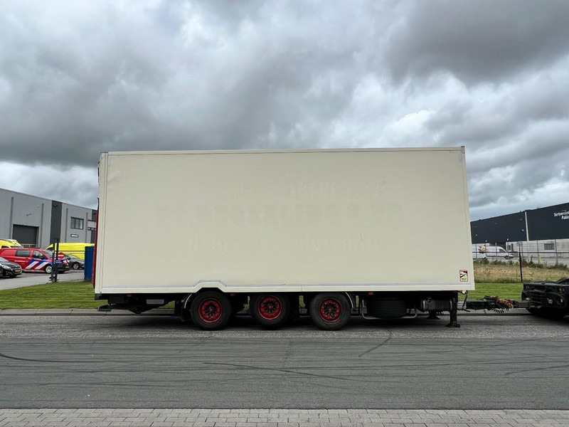 Vogelzang 3 - Assige wipkar Gestuurd / zijdeuren - Gesloten oplegger: afbeelding 4 Vogelzang 3 - Assige wipkar Gestuurd / zijdeuren - Gesloten oplegger: afbeelding 4