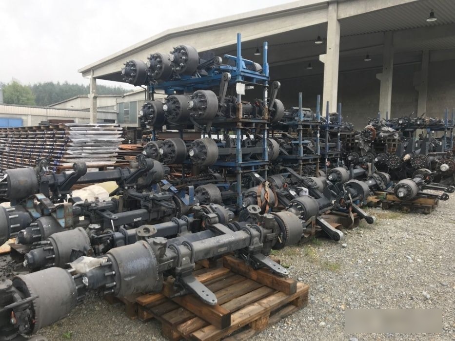 Axe Mercedes Benz Balansor - Pentru Semiremorca / Bena / Cisterna / Prelata / Duba SAF , BPW eco eco plus , Samro , ROR , SMB , GIGANT , TRAILOR , Schmitz, Mercedes - As en onderdelen voor Aanhangwagen: afbeelding 1 Axe Mercedes Benz Balansor - Pentru Semiremorca / Bena / Cisterna / Prelata / Duba SAF , BPW eco eco plus , Samro , ROR , SMB , GIGANT , TRAILOR , Schmitz, Mercedes - As en onderdelen voor Aanhangwagen: afbeelding 1