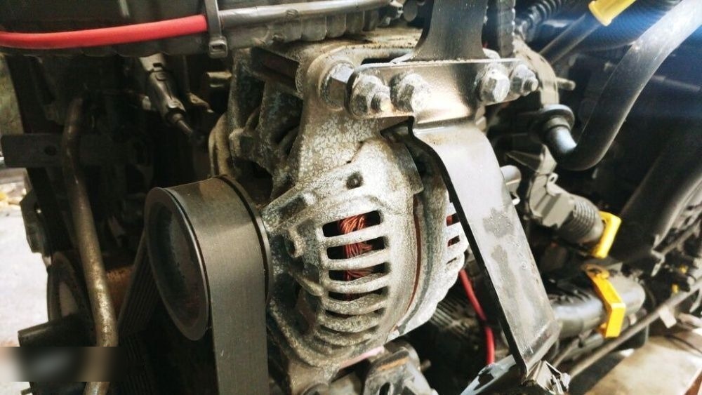 Bosch DAF XF95/XF105 truck - Dynamo voor Vrachtwagen: afbeelding 1 Bosch DAF XF95/XF105 truck - Dynamo voor Vrachtwagen: afbeelding 1