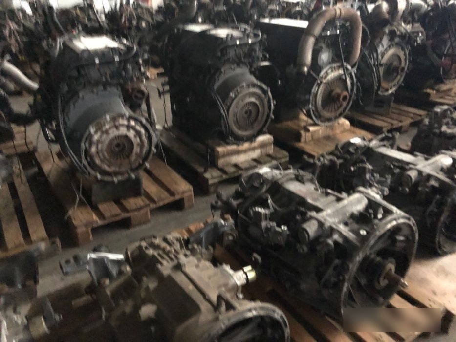 Din dezmembrari - piese   MAN TGA truck - Motor voor Vrachtwagen: afbeelding 1 Din dezmembrari - piese   MAN TGA truck - Motor voor Vrachtwagen: afbeelding 1