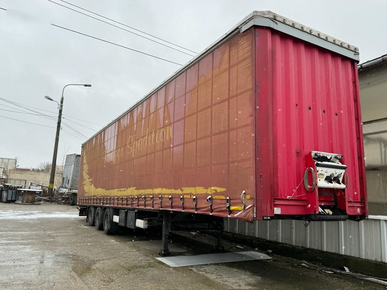 Krone BPW ECO PLUS MEGA - Hidraulic Upper Cover Lift - Schuifzeiloplegger: afbeelding 4 Krone BPW ECO PLUS MEGA - Hidraulic Upper Cover Lift - Schuifzeiloplegger: afbeelding 4