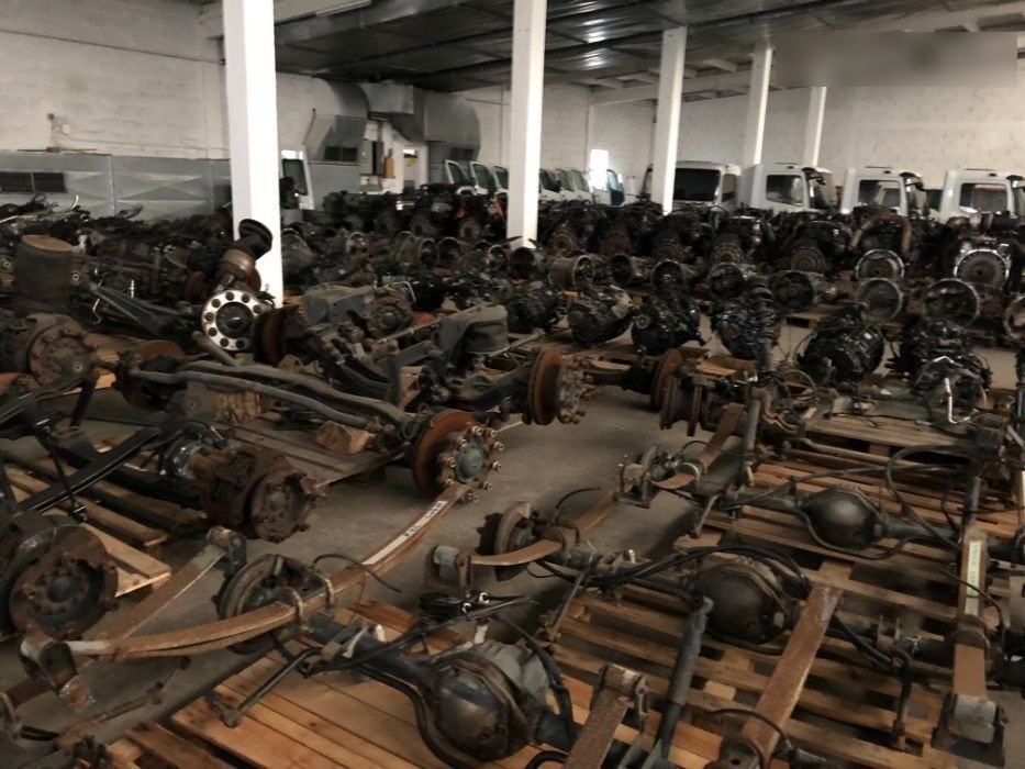 Motor Mercedes Actros / Axor din dezmembrari V6 , V8 , 6 Linie - Motor voor Vrachtwagen: afbeelding 2 Motor Mercedes Actros / Axor din dezmembrari V6 , V8 , 6 Linie - Motor voor Vrachtwagen: afbeelding 2