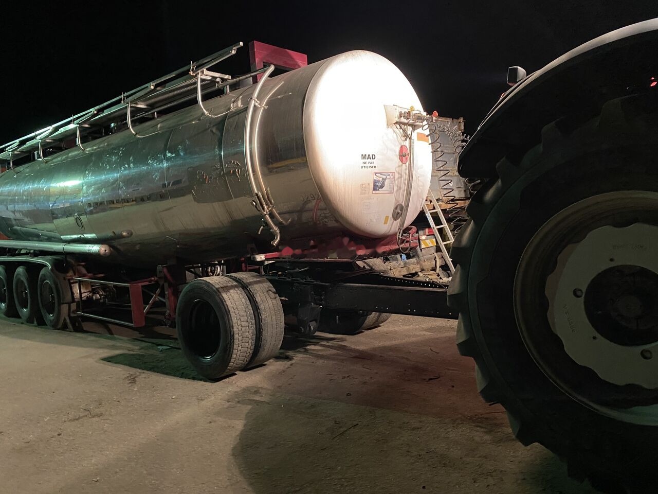 Dolly remorcare PERIDOC Tractor AgroLand DOLLY Schmitz Rotos - Onderdelen voor Aanhangwagen: afbeelding 1 Dolly remorcare PERIDOC Tractor AgroLand DOLLY Schmitz Rotos - Onderdelen voor Aanhangwagen: afbeelding 1