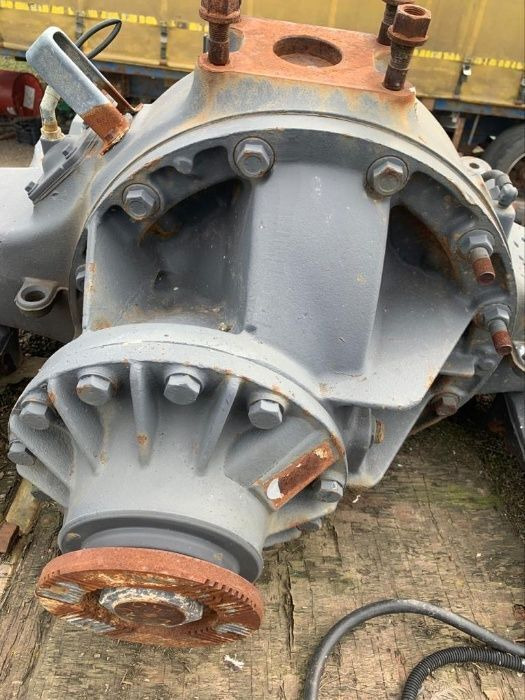 Renault Magnum truck - Differentieel voor Vrachtwagen: afbeelding 3 Renault Magnum truck - Differentieel voor Vrachtwagen: afbeelding 3