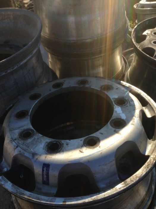 Vand jante aluminiu/tabla pentru camioane/ remorci - Velg voor Vrachtwagen: afbeelding 5 Vand jante aluminiu/tabla pentru camioane/ remorci - Velg voor Vrachtwagen: afbeelding 5