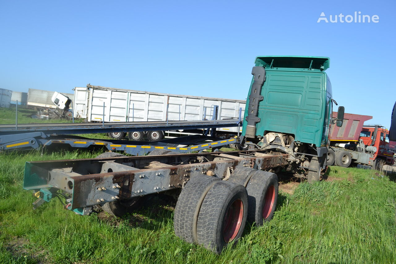 Volvo FH 12 - Chassis vrachtwagen: afbeelding 3 Volvo FH 12 - Chassis vrachtwagen: afbeelding 3