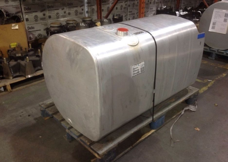 Volvo - Brandstoftank voor Vrachtwagen: afbeelding 1 Volvo - Brandstoftank voor Vrachtwagen: afbeelding 1