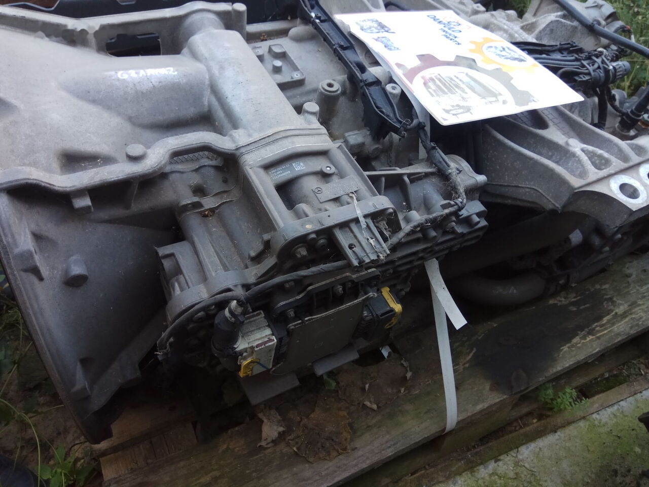 Daimler-Benz G211-12 715.352   Mercedes-Benz truck - Versnellingsbak voor Vrachtwagen: afbeelding 1 Daimler-Benz G211-12 715.352   Mercedes-Benz truck - Versnellingsbak voor Vrachtwagen: afbeelding 1