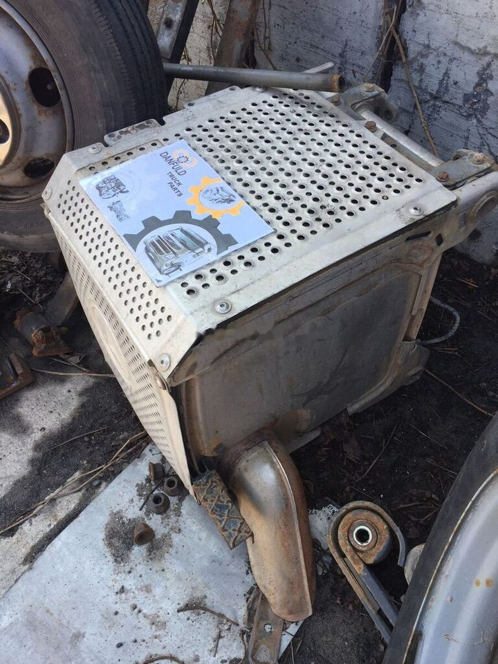 Mercedes-Benz Axor OM457LA truck - Katalysator voor Vrachtwagen: afbeelding 2 Mercedes-Benz Axor OM457LA truck - Katalysator voor Vrachtwagen: afbeelding 2