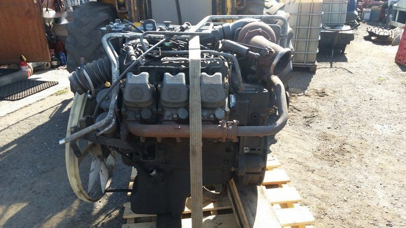 Mercedes-Benz OM 401 LA.III/1 Mercedes-Benz truck - Motor voor Vrachtwagen: afbeelding 5 Mercedes-Benz OM 401 LA.III/1 Mercedes-Benz truck - Motor voor Vrachtwagen: afbeelding 5