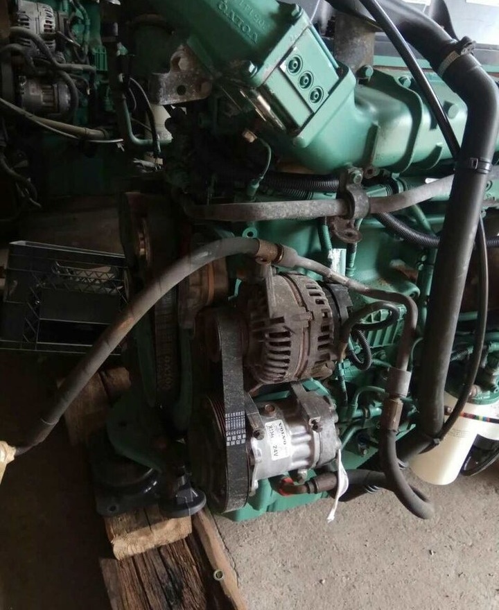 Volvo D13A 400 440 Volvo FH FM - Motor voor Vrachtwagen: afbeelding 2 Volvo D13A 400 440 Volvo FH FM - Motor voor Vrachtwagen: afbeelding 2