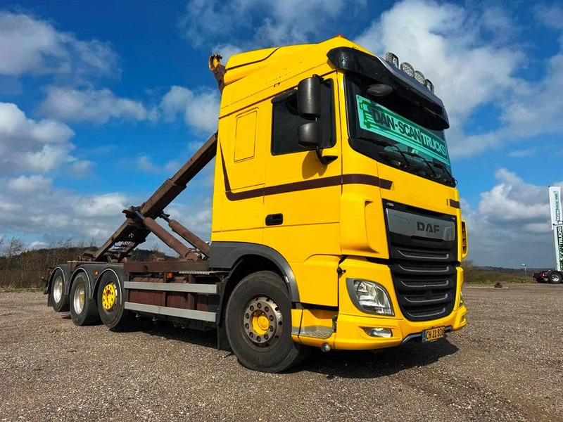 DAF XF 530 Hoglift with knæk arm. - Haakarmsysteem vrachtwagen: afbeelding 2 DAF XF 530 Hoglift with knæk arm. - Haakarmsysteem vrachtwagen: afbeelding 2