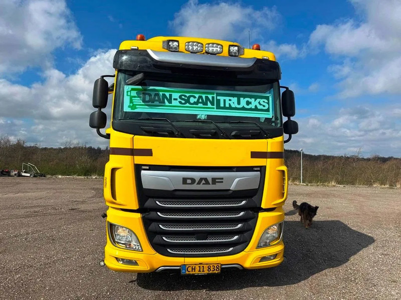 DAF XF 530 Hoglift with knæk arm. - Haakarmsysteem vrachtwagen: afbeelding 4 DAF XF 530 Hoglift with knæk arm. - Haakarmsysteem vrachtwagen: afbeelding 4