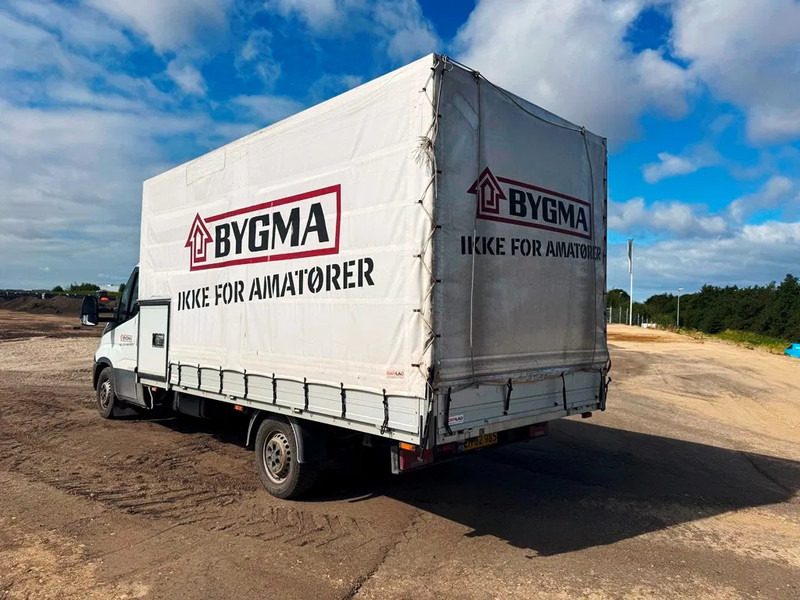 Iveco 35S18 3,0 TDI Aut. Gear. Euro 6. webasto night heater - Schuifzeilen bestelwagen: afbeelding 5 Iveco 35S18 3,0 TDI Aut. Gear. Euro 6. webasto night heater - Schuifzeilen bestelwagen: afbeelding 5