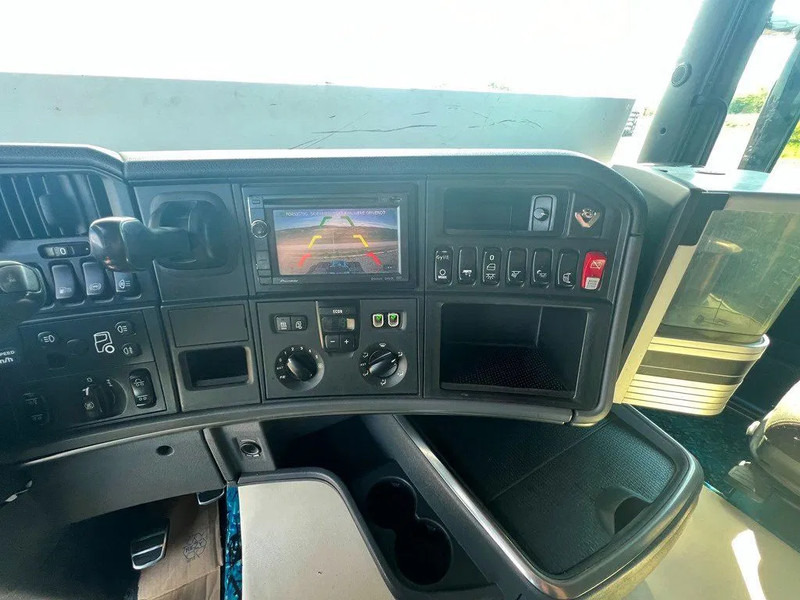 Trekker Scania R560 V8 Air / Air Suspension. only 623000km . Euro 5. Hydr. system.: afbeelding 17 Trekker Scania R560 V8 Air / Air Suspension. only 623000km . Euro 5. Hydr. system.: afbeelding 17