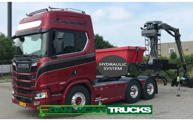 Scania R650 V8 NGS Special Interior. Crane on looks . 6x4 - Trekker: afbeelding 3 Scania R650 V8 NGS Special Interior. Crane on looks . 6x4 - Trekker: afbeelding 3