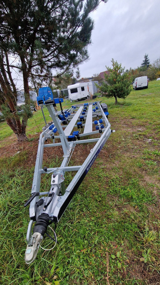 Leasing  Nowa Przyczepa Podłodziowa 3500kg do 10M Niewiadów P3585HT Nowa Przyczepa Podłodziowa 3500kg do 10M Niewiadów P3585HT: afbeelding 7