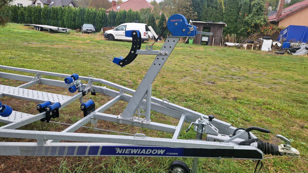 Leasing  Nowa Przyczepa Podłodziowa 3500kg do 10M Niewiadów P3585HT Nowa Przyczepa Podłodziowa 3500kg do 10M Niewiadów P3585HT: afbeelding 6