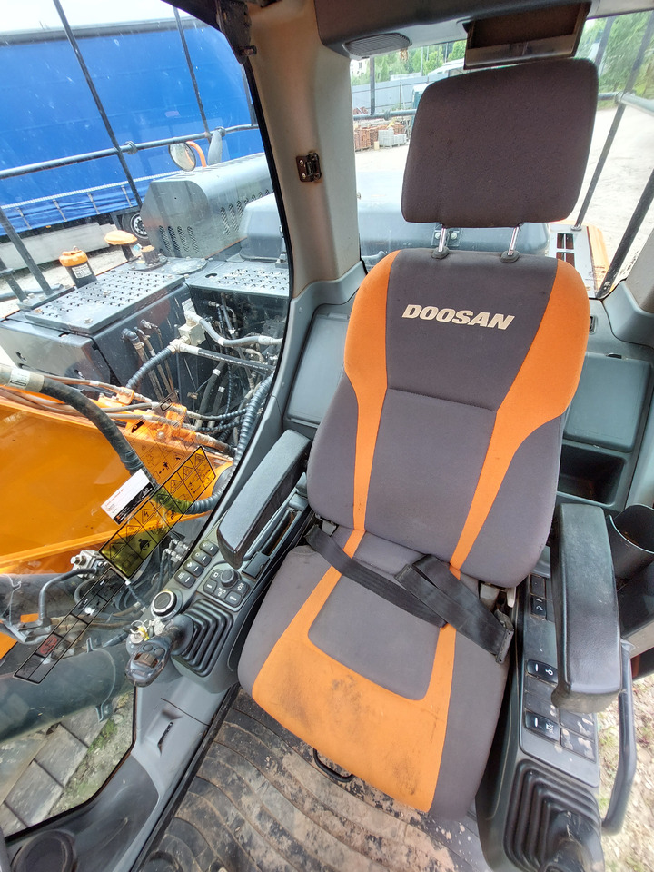 Rupsgraafmachine DOOSAN DX140LC-5: afbeelding 13
