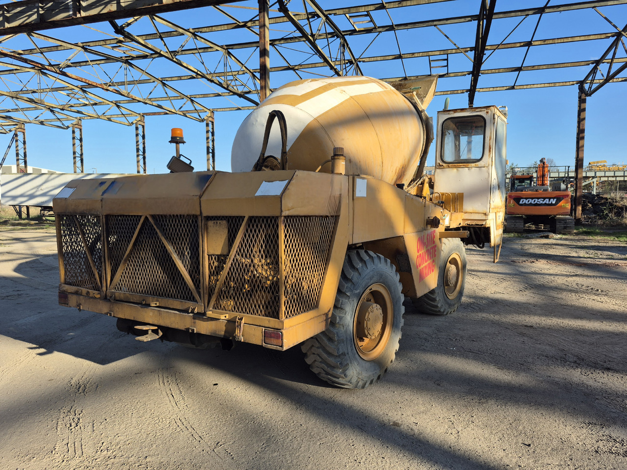 ULTRANAZZ M37E - Betonmixer: afbeelding 3 ULTRANAZZ M37E - Betonmixer: afbeelding 3