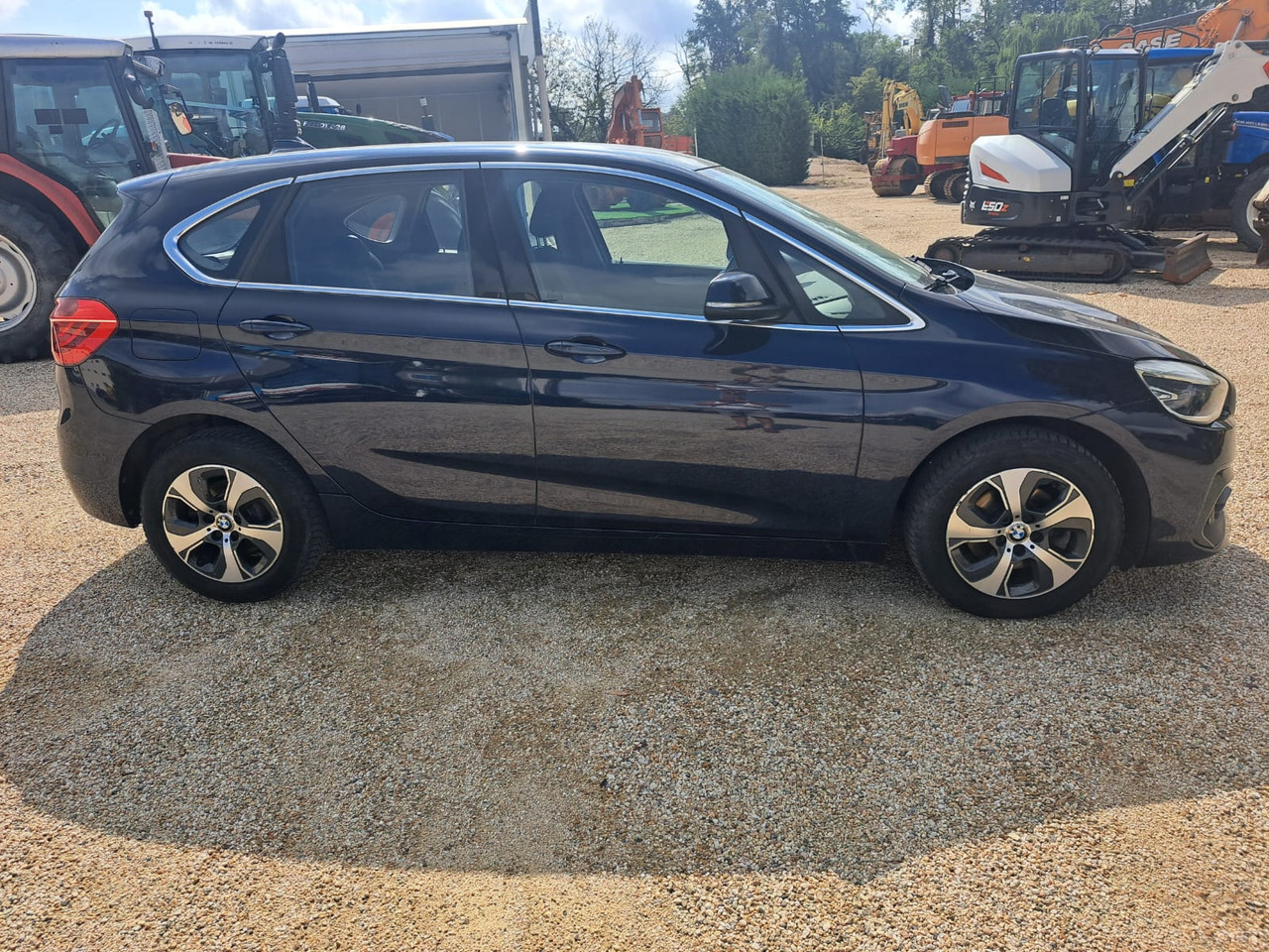 BMW 216 D ACTIVE TOURER - Sedan: afbeelding 1 BMW 216 D ACTIVE TOURER - Sedan: afbeelding 1