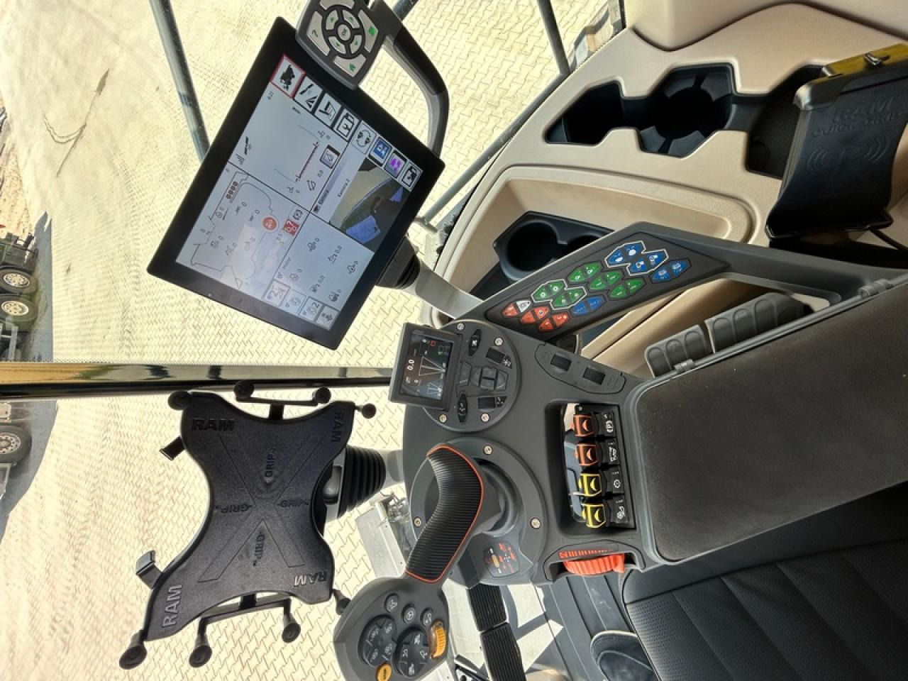 Fendt AKTIONIDEAL 8T NEUMASCHINE - Maaidorser: afbeelding 5 Fendt AKTIONIDEAL 8T NEUMASCHINE - Maaidorser: afbeelding 5