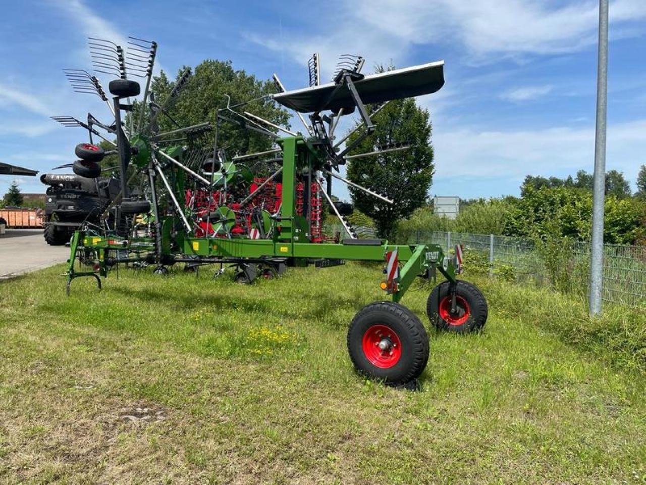 Fendt FORMER 1603 AKTION - Hooischudder: afbeelding 2 Fendt FORMER 1603 AKTION - Hooischudder: afbeelding 2