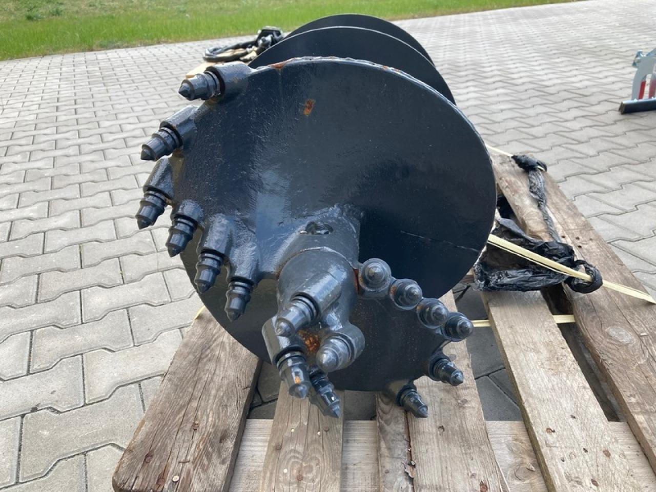 JCB FLIGHT RCK A2042 BOHRER 45CM - Grondboor voor Bouwmachine: afbeelding 1 JCB FLIGHT RCK A2042 BOHRER 45CM - Grondboor voor Bouwmachine: afbeelding 1