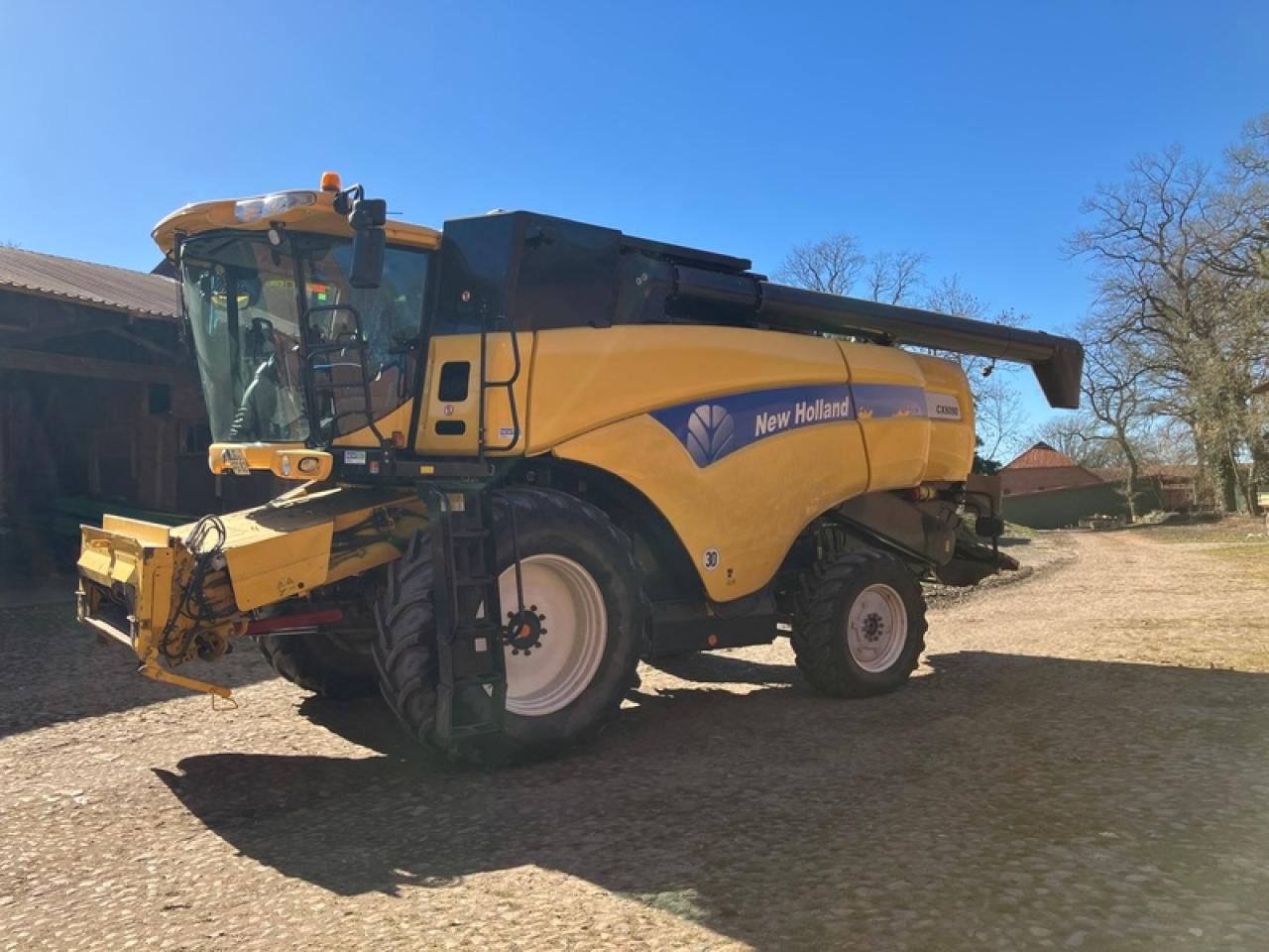 New Holland CX 8090 ALLRAD - Maaidorser: afbeelding 3 New Holland CX 8090 ALLRAD - Maaidorser: afbeelding 3