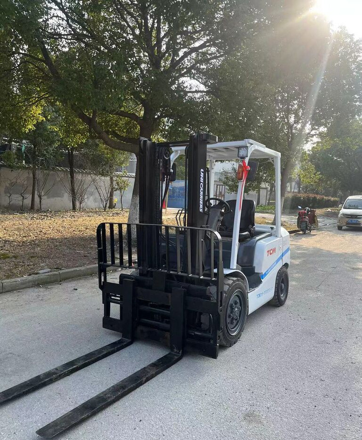TCM FD30 FD50 FD100 FD80 3ton 5ton - Diesel heftruck: afbeelding 3 TCM FD30 FD50 FD100 FD80 3ton 5ton - Diesel heftruck: afbeelding 3