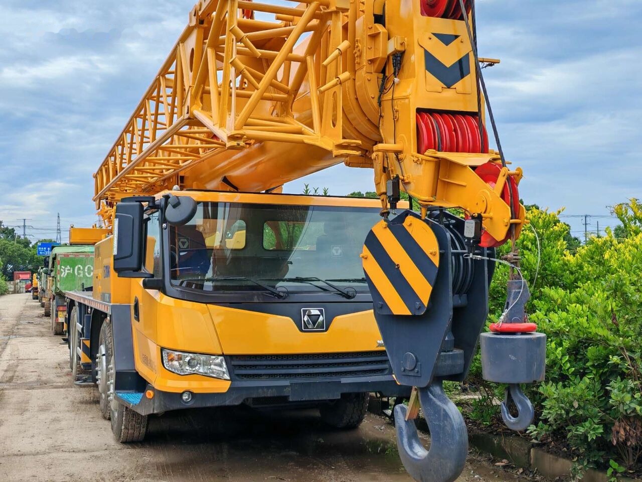 XCMG QY70KC QY70KA XCT70 50 60 80 100 130 - Mobiele kraan: afbeelding 2 XCMG QY70KC QY70KA XCT70 50 60 80 100 130 - Mobiele kraan: afbeelding 2