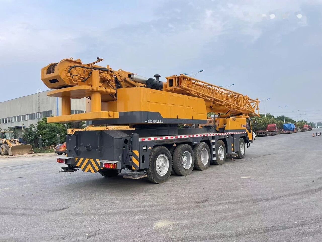 XCMG QY90K QY30K QY50K QY70K QAY200 truck crane - Mobiele kraan: afbeelding 3 XCMG QY90K QY30K QY50K QY70K QAY200 truck crane - Mobiele kraan: afbeelding 3