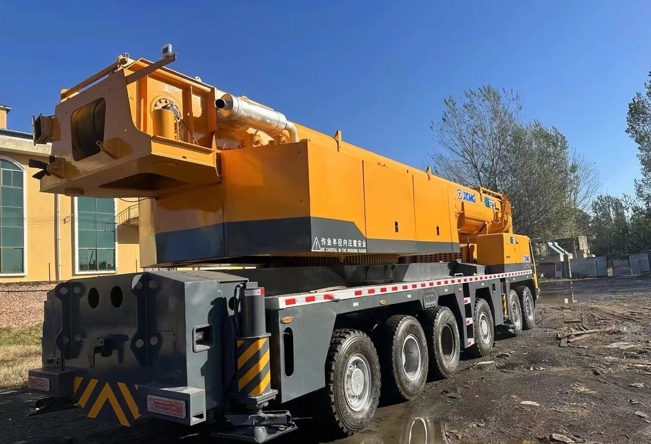 XCMG XCT50 QY50K QY70K QY100K QY130K 35 50 70 80 130 truck crane - Mobiele kraan: afbeelding 1 XCMG XCT50 QY50K QY70K QY100K QY130K 35 50 70 80 130 truck crane - Mobiele kraan: afbeelding 1