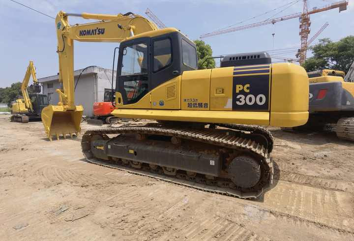 Automation Used komatsu pc300-7 excavator second hand ecvacators cheap price used komatsu for hot sale - Rupsgraafmachine: afbeelding 3 Automation Used komatsu pc300-7 excavator second hand ecvacators cheap price used komatsu for hot sale - Rupsgraafmachine: afbeelding 3