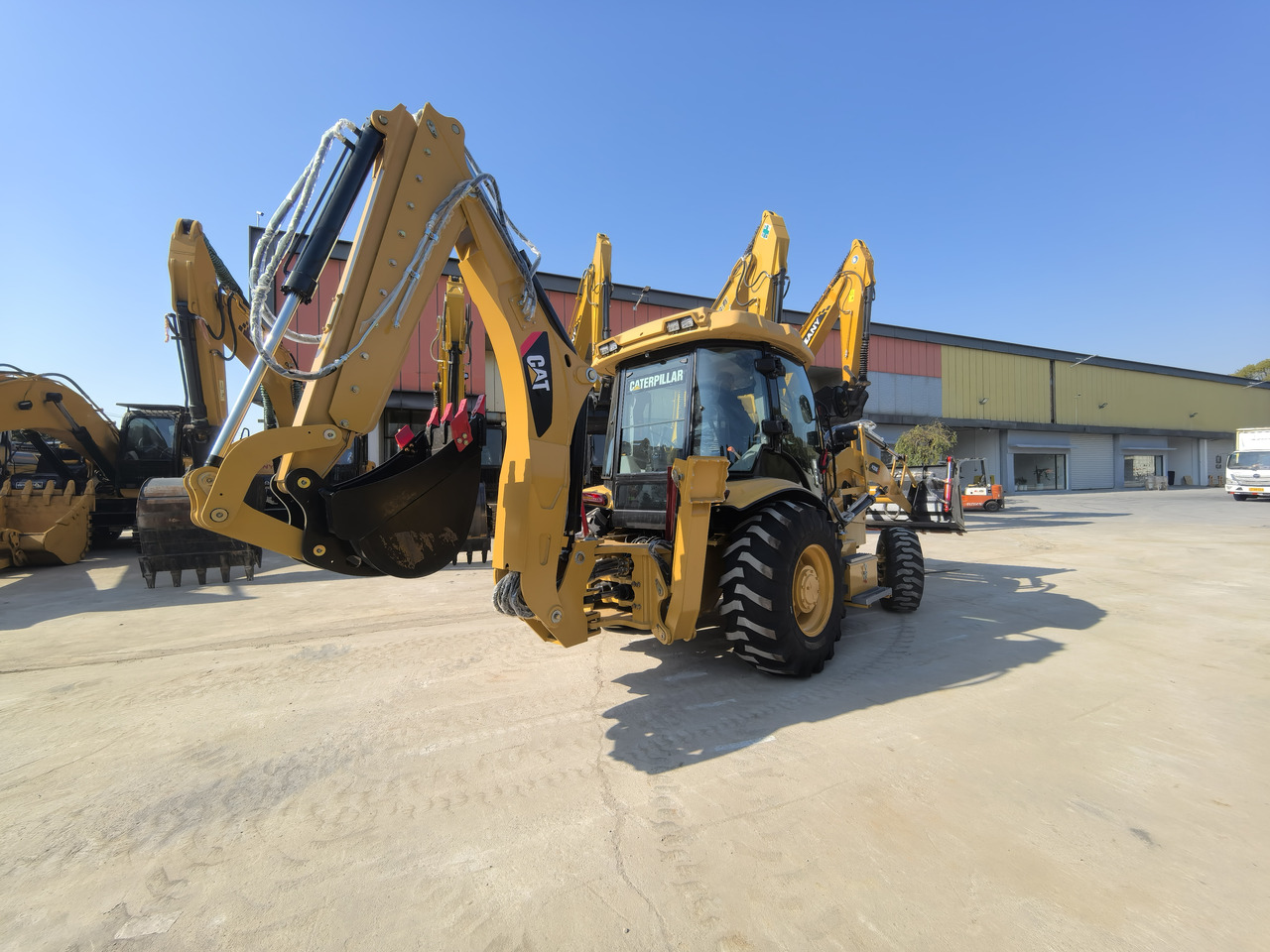 CAT 420F Backhoe Loader - Graaflaadmachine: afbeelding 4 CAT 420F Backhoe Loader - Graaflaadmachine: afbeelding 4