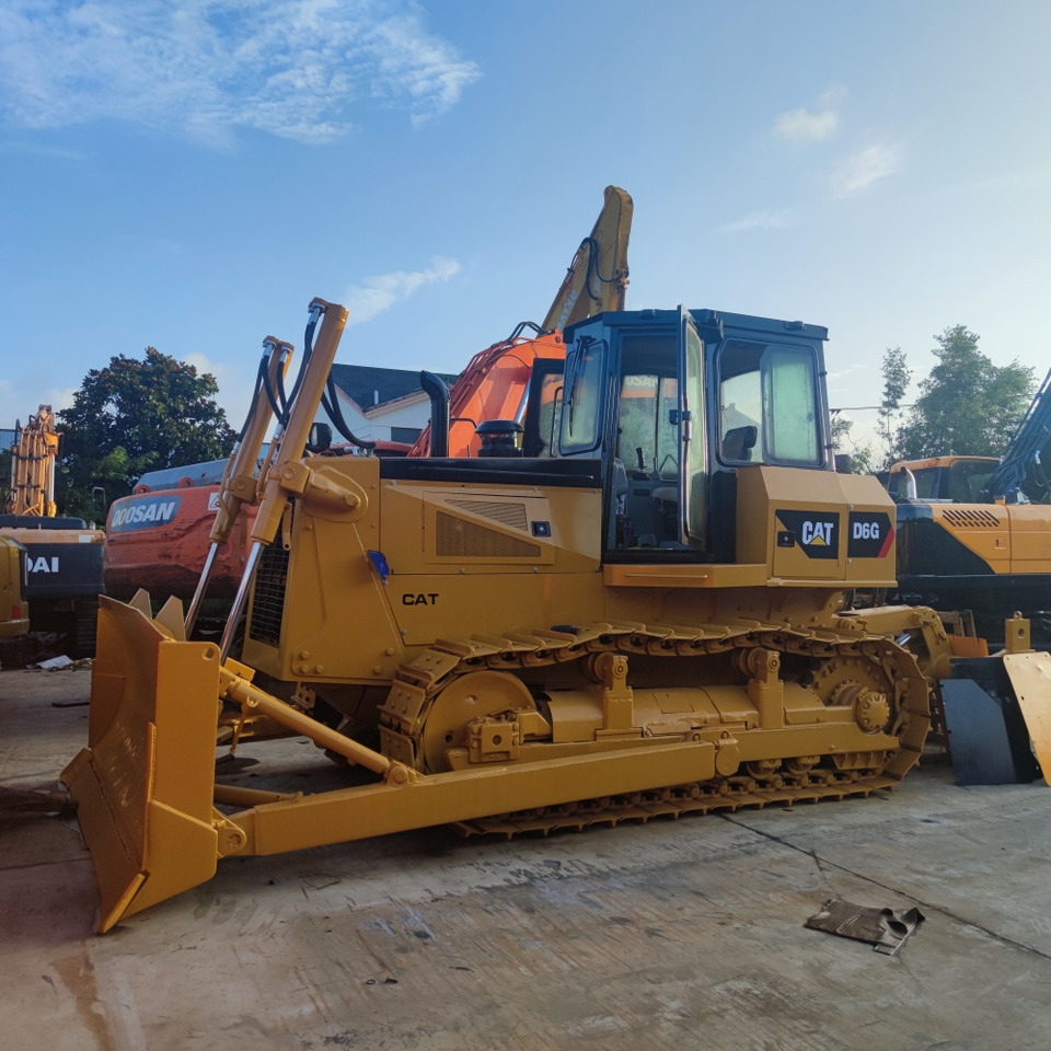 CAT D6G Bulldozer - Bulldozer: afbeelding 1 CAT D6G Bulldozer - Bulldozer: afbeelding 1