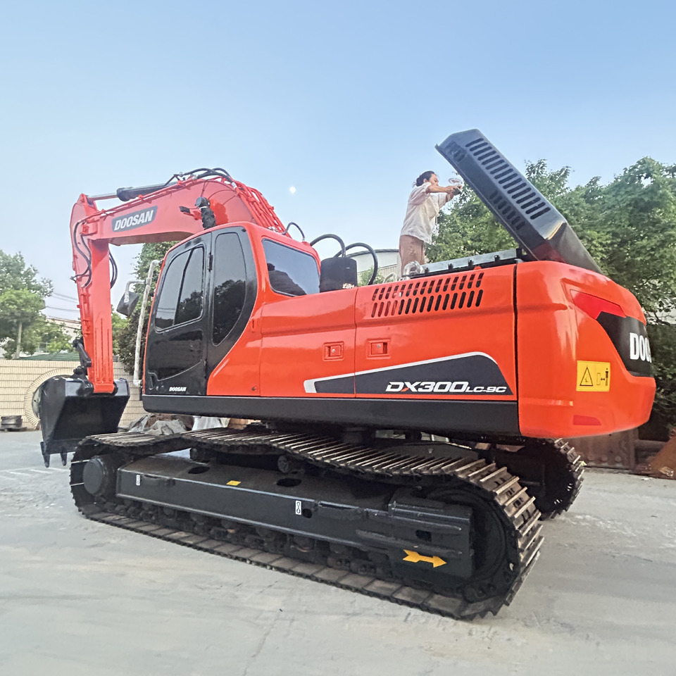 Doosan DX300LC Crawler Excavator - Rupsgraafmachine: afbeelding 1 Doosan DX300LC Crawler Excavator - Rupsgraafmachine: afbeelding 1