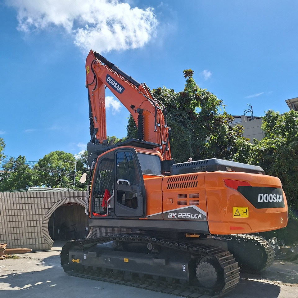 Doosan Dx225LCA Crawler Excavator - Rupsgraafmachine: afbeelding 1 Doosan Dx225LCA Crawler Excavator - Rupsgraafmachine: afbeelding 1