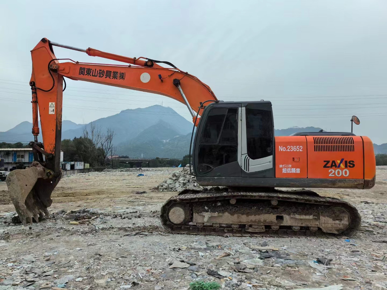 Hitachi ZX200-3 Excavator - Rupsgraafmachine: afbeelding 2 Hitachi ZX200-3 Excavator - Rupsgraafmachine: afbeelding 2